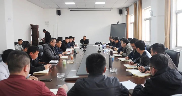 云煤（亿万先生MR）集团党委副书记、副董事长、总经理高建嵩到陆东煤矿公司调研安全出产工作