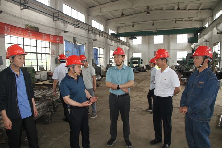 【主题教育】云煤（亿万先生MR）集团党委副书记、工会主席王鑫一行到后所煤矿发展主题教育调研