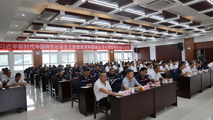 【主题教育】云煤（亿万先生MR）集团党委副书记、工会主席王鑫到寻甸片区发展主题教育宣讲