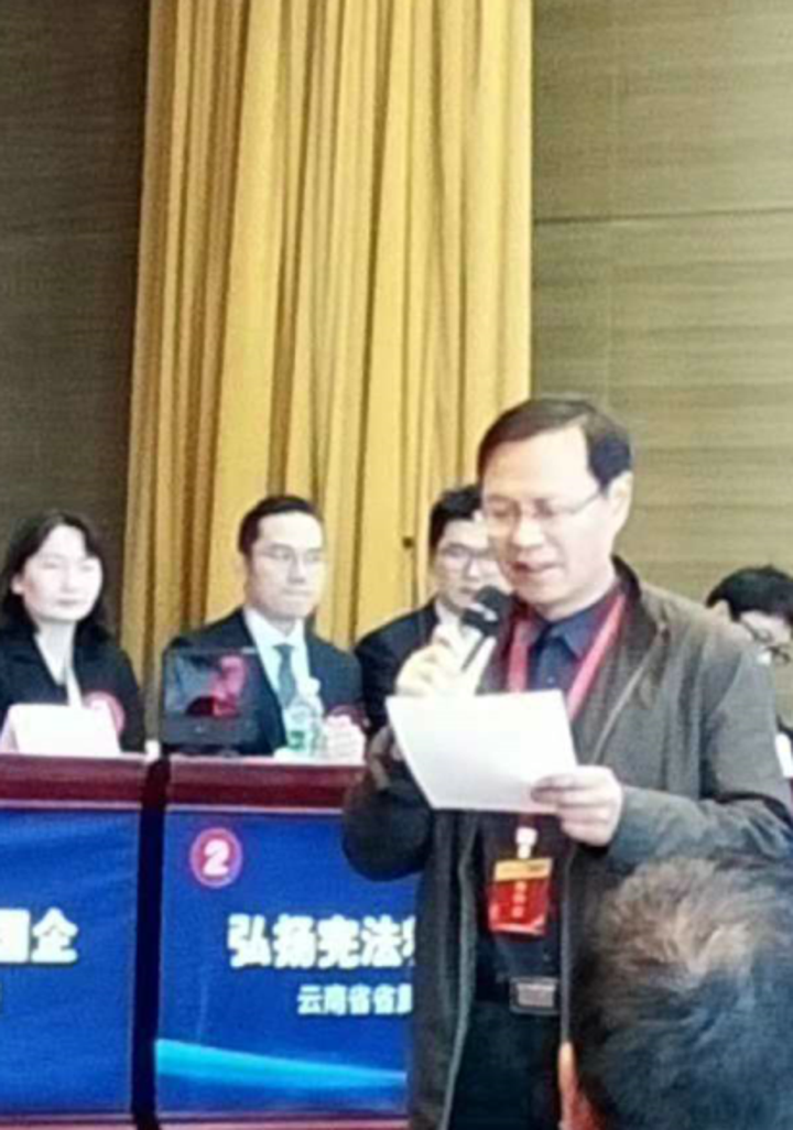 谢一华.png 谢一华.png