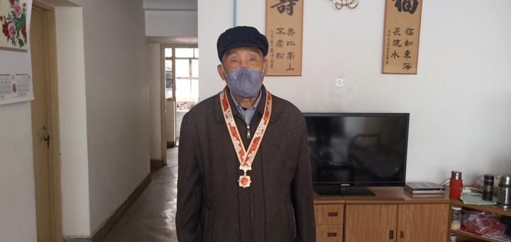 1.牟信成同道.jpg 1.牟信成同道.jpg