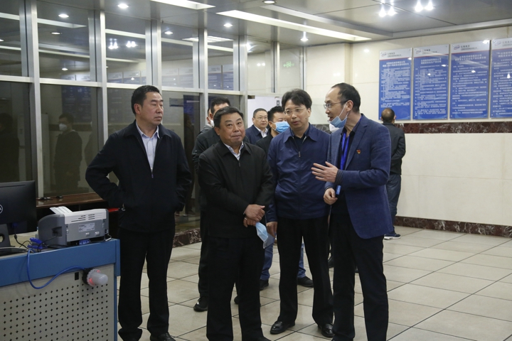 调研现场.jpg 调研现场.jpg